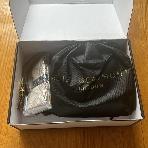 NWT Ellie Beaumont leather purse - Picture 9 of 16